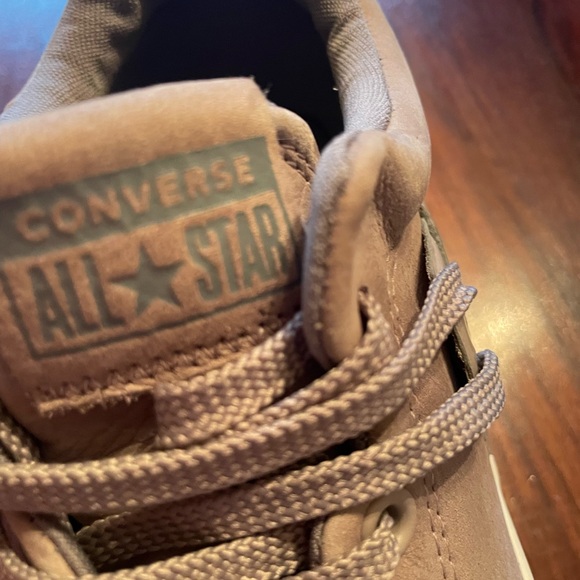 Converse - Picture 3 of 5